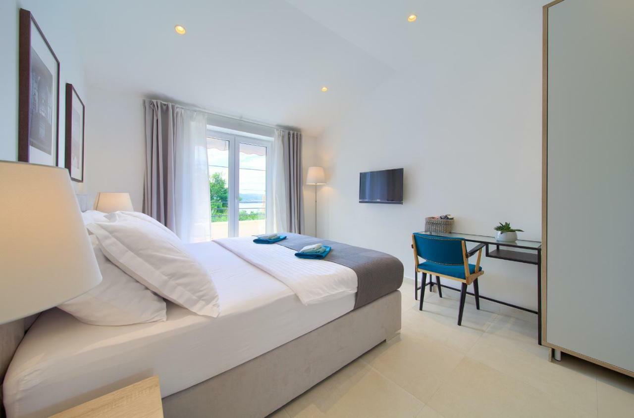Villa Vale Kornic Bagian luar foto